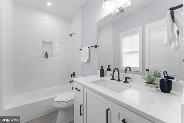 8104 WOODHAVEN BLVD, Bethesda, MD 20817