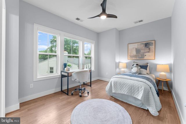 8104 WOODHAVEN BLVD, Bethesda, MD 20817