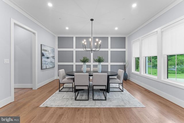 8104 WOODHAVEN BLVD, Bethesda, MD 20817