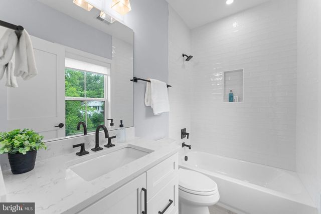 8104 WOODHAVEN BLVD, Bethesda, MD 20817