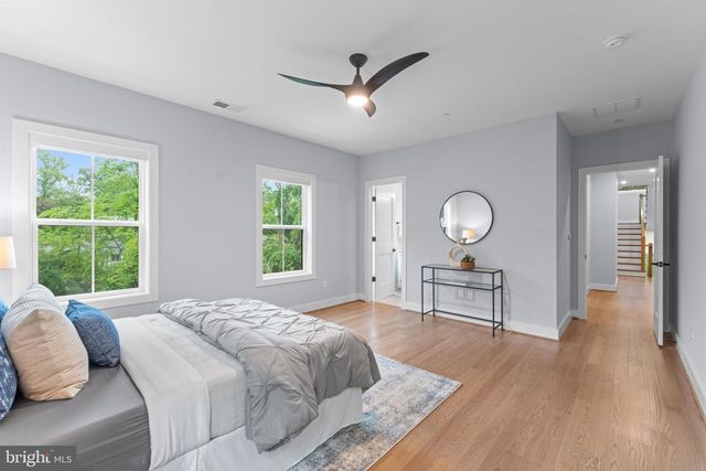 8104 WOODHAVEN BLVD, Bethesda, MD 20817
