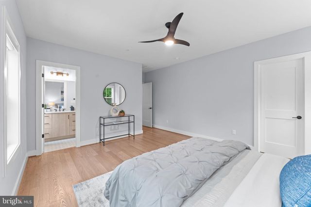 8104 WOODHAVEN BLVD, Bethesda, MD 20817