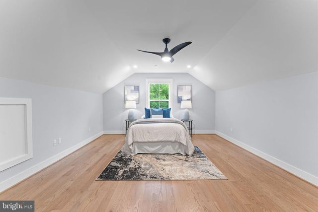 8104 WOODHAVEN BLVD, Bethesda, MD 20817
