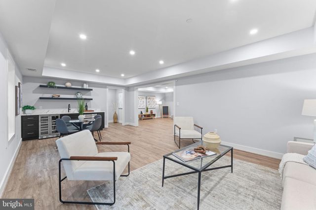 8104 WOODHAVEN BLVD, Bethesda, MD 20817
