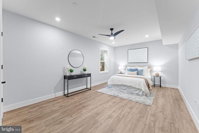 8104 WOODHAVEN BLVD, Bethesda, MD 20817