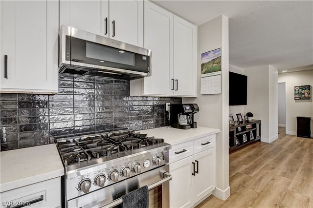 10260 South Bronco Street, Las Vegas, NV 89141