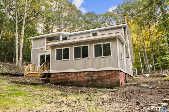 245 Dunk Rock Road, Guilford, CT 06437