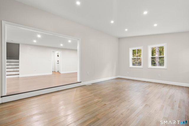 245 Dunk Rock Road, Guilford, CT 06437