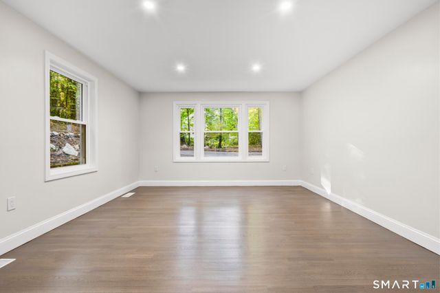 245 Dunk Rock Road, Guilford, CT 06437