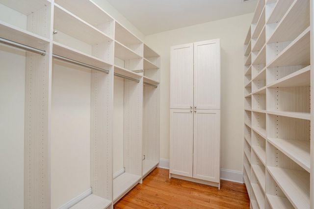 24 HAYHURST DR, Newtown, PA 18940