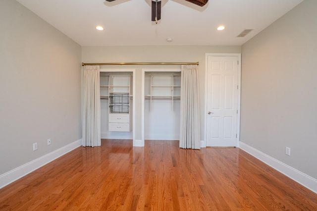 24 HAYHURST DR, Newtown, PA 18940