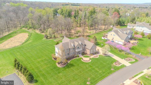 24 HAYHURST DR, Newtown, PA 18940