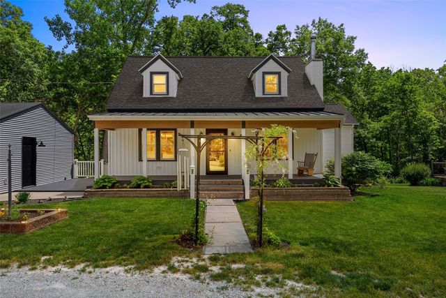 1388 Hickory Hollow Rd. NE, Solon, IA 52333