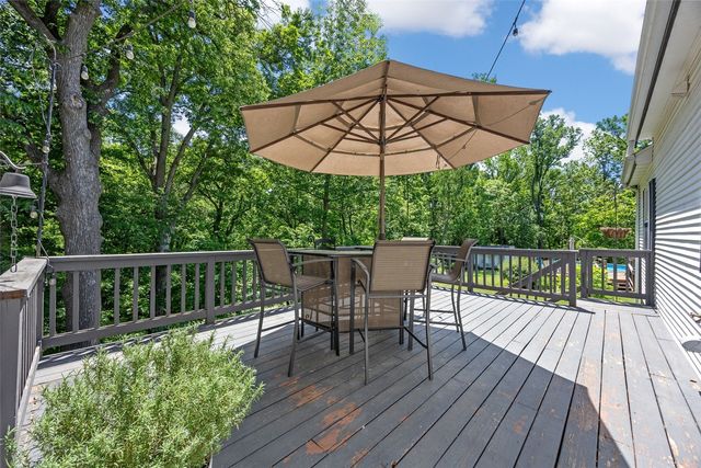 1388 Hickory Hollow Rd. NE, Solon, IA 52333