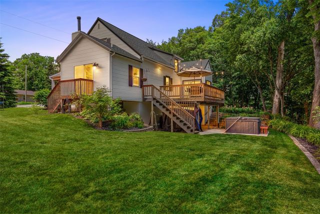 1388 Hickory Hollow Rd. NE, Solon, IA 52333