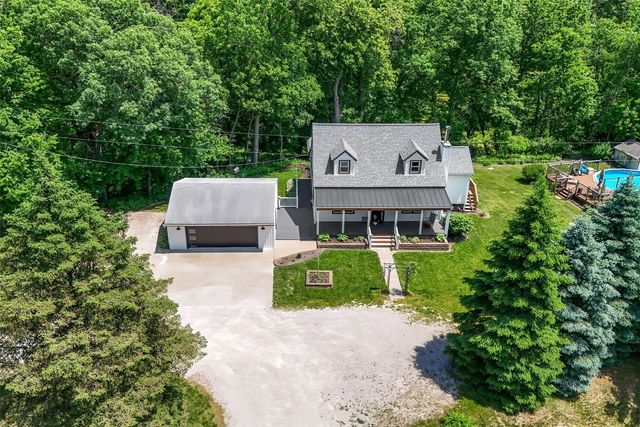 1388 Hickory Hollow Rd. NE, Solon, IA 52333