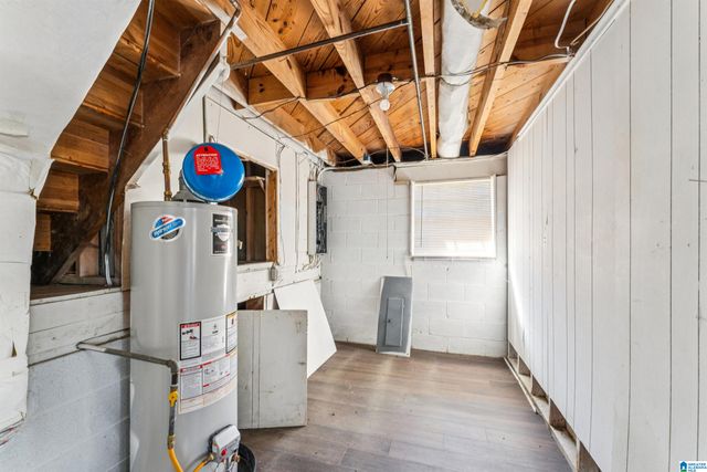 5601 CRESTVIEW DRIVE, Adamsville, AL 35005