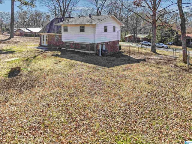 5601 CRESTVIEW DRIVE, Adamsville, AL 35005
