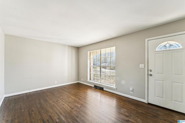 5601 CRESTVIEW DRIVE, Adamsville, AL 35005