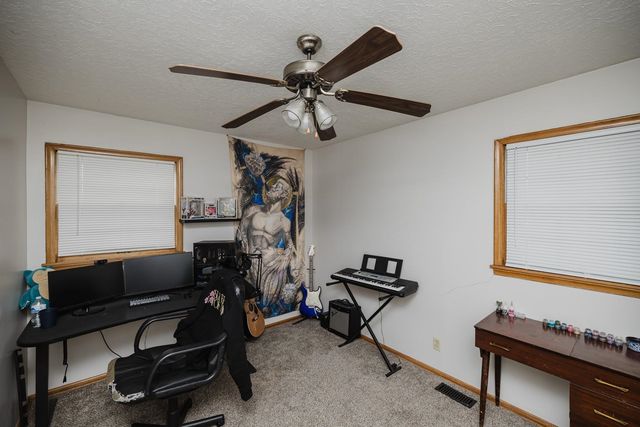 1400 N El Paso, Derby, KS 67037
