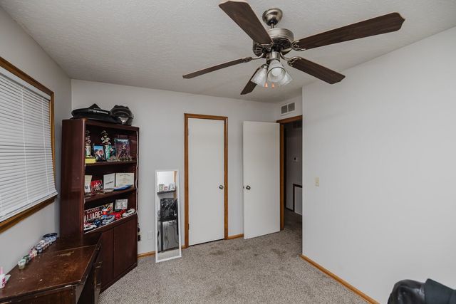 1400 N El Paso, Derby, KS 67037