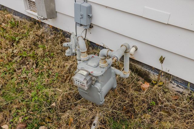 1400 N El Paso, Derby, KS 67037