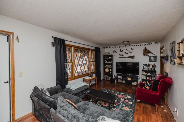 1400 N El Paso, Derby, KS 67037