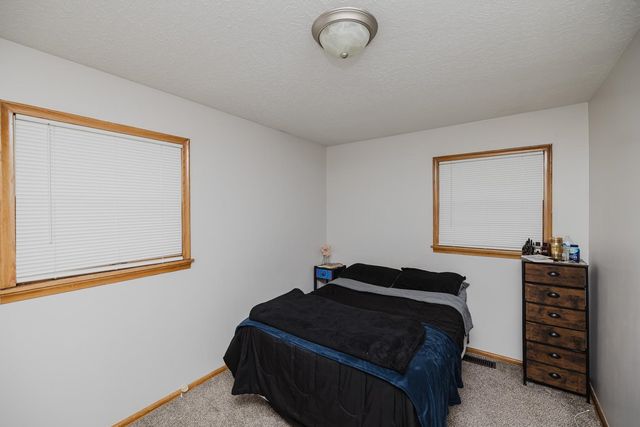 1400 N El Paso, Derby, KS 67037