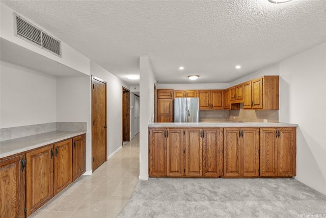 555 Hahaione Street 3E, Honolulu, HI 96825