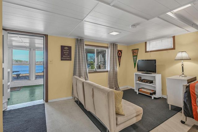 N6997 Oakwood ROAD, Whitewater, WI 53190