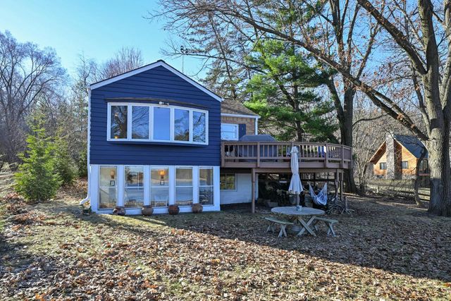 N6997 Oakwood ROAD, Whitewater, WI 53190