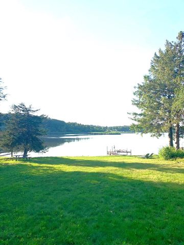 N6997 Oakwood ROAD, Whitewater, WI 53190