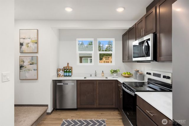 1359 Nolta Loop NE, Bainbridge Island, WA 98110