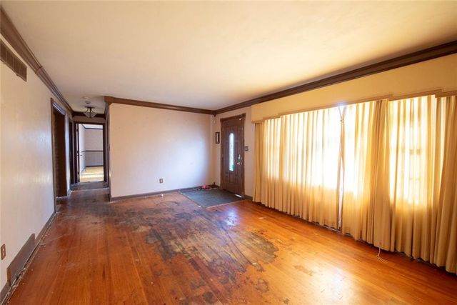 7000 Rowland Avenue, Kansas City, KS 66109