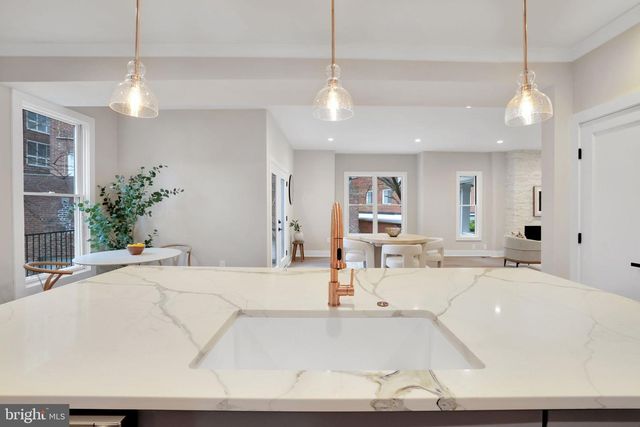 3740 KANAWHA ST NW, Washington, DC 20015