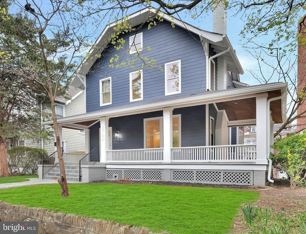 3740 KANAWHA ST NW, Washington, DC 20015