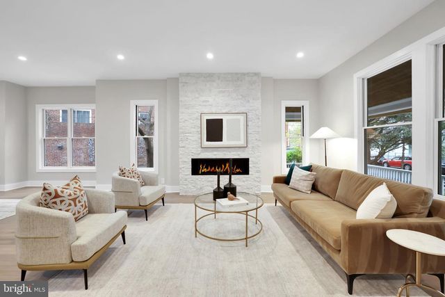 3740 KANAWHA ST NW, Washington, DC 20015