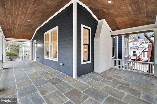 3740 KANAWHA ST NW, Washington, DC 20015