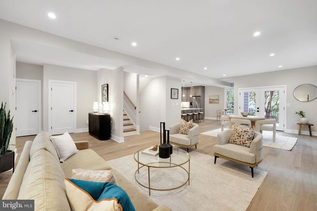 3740 KANAWHA ST NW, Washington, DC 20015