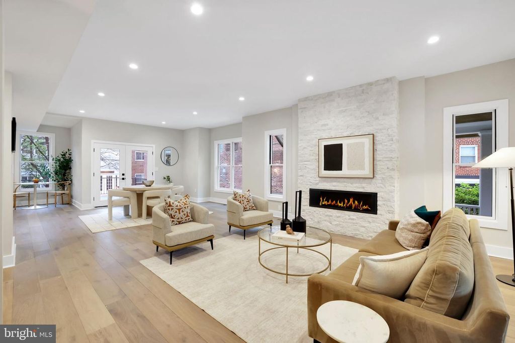 3740 KANAWHA ST NW, Washington, DC 20015