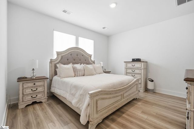 400 Water Garden Place, Simpsonville, SC 29681