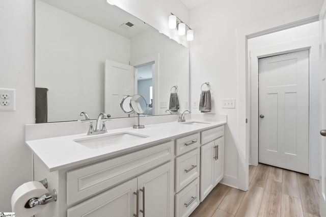 400 Water Garden Place, Simpsonville, SC 29681