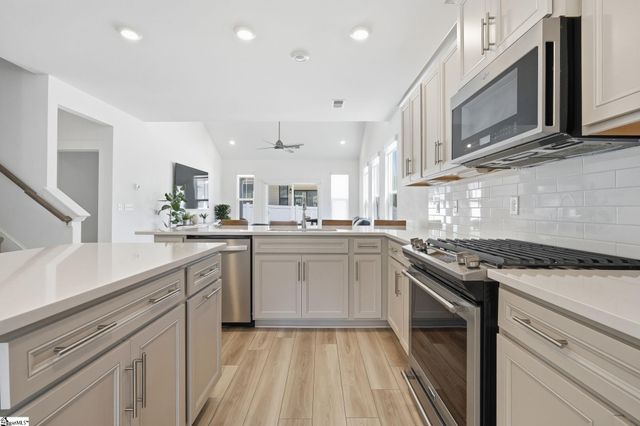 400 Water Garden Place, Simpsonville, SC 29681