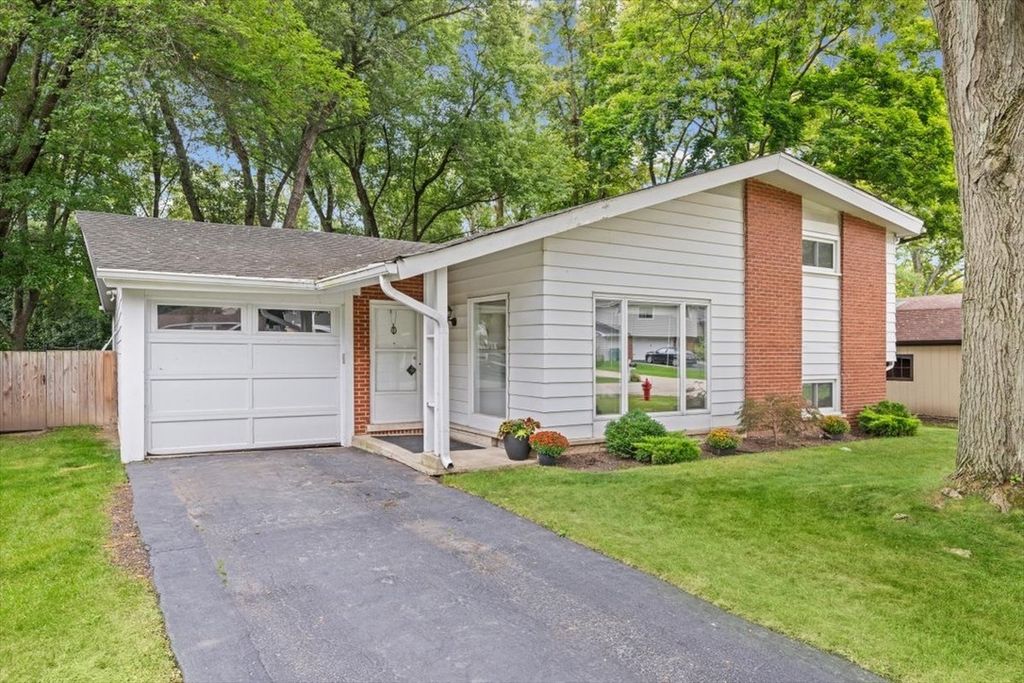 535 EDENS Lane, Northfield, IL 60093 — photo 2