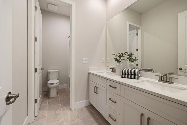 3068 Wisteria Dr, Lodi, CA 95242