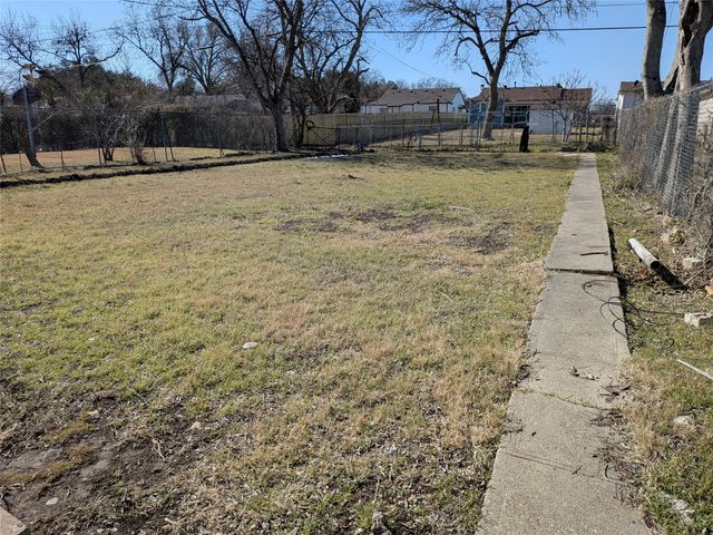 3051 UTAH Avenue, Dallas, TX 75216