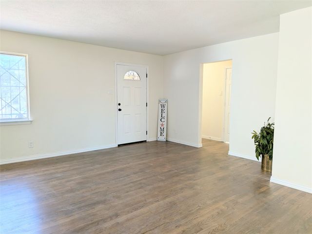 3051 UTAH Avenue, Dallas, TX 75216