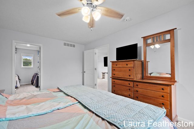 11740 Ridge Water Drive NE, Sparta, MI 49345