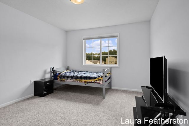 11740 Ridge Water Drive NE, Sparta, MI 49345