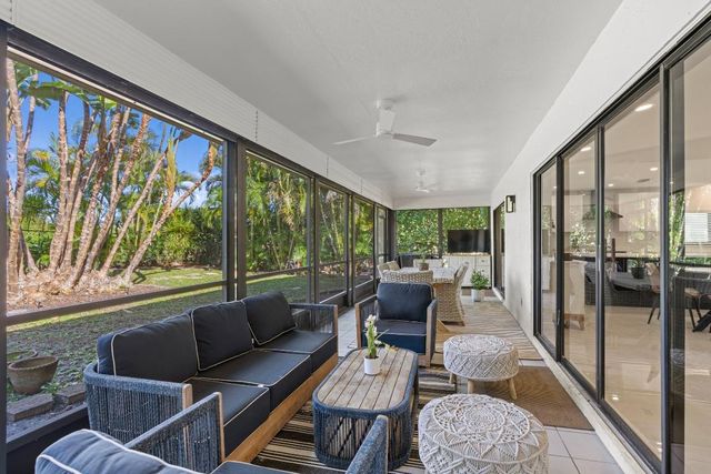 2327 SW 23rd Cranbrook Drive, Boynton Beach, FL 33436